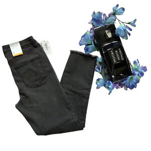 Style & Co. NWT Dark Grey Slim Leg Jeans Women 4